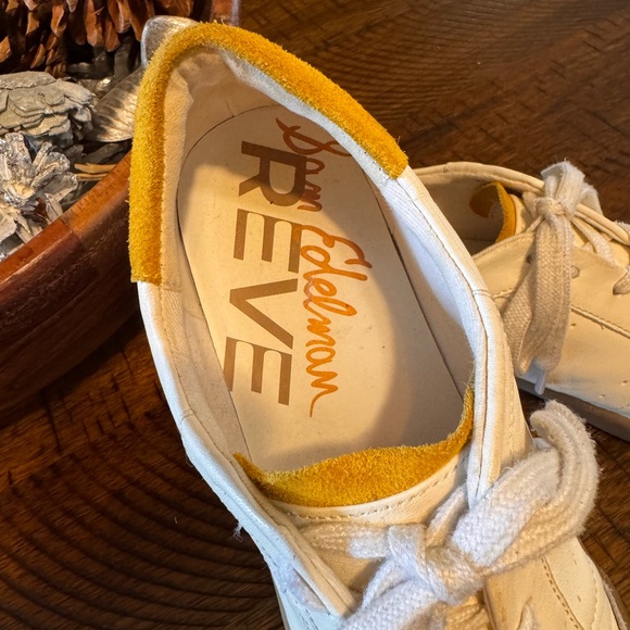 Sam Edelman White Leather Sneakers w/ Mustard Yellow Accents 7M - Picture 4 of 5
